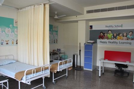 UKS (Unit Kesehatan Sekolah)